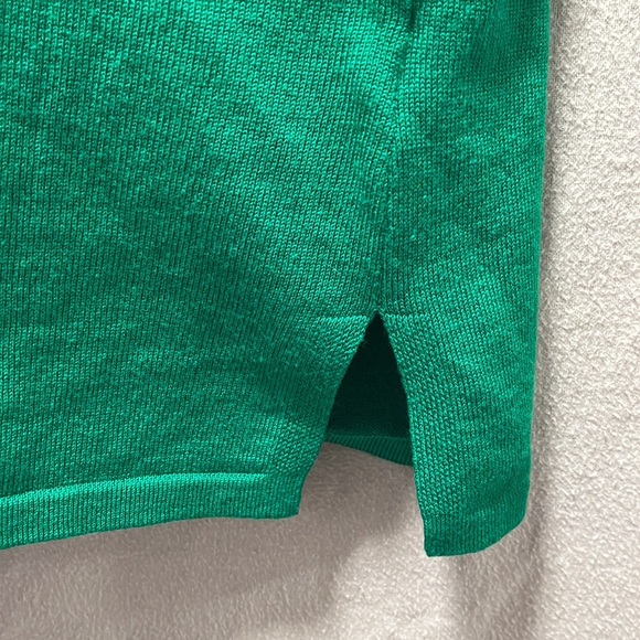 Cable & Gauge Kelly/Emerald Green Sweater with Quarter Zip Detail in Large - Picture 14 of 16